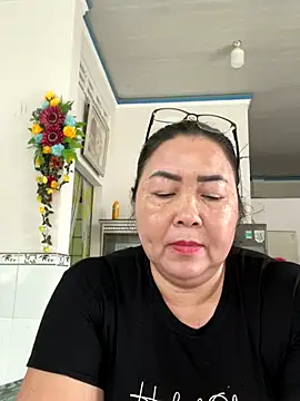 Snapshot of NDith chatting on 09-29-25, 04:06 NDith online show from 09-29-25, 04:06