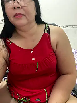 Snapshot of NDith chatting on 09-29-25, 04:12 NDith online show from 09-29-25, 04:12