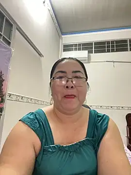 Snapshot of NDith chatting on 10-08-25, 11:08 NDith online show from 10-08-25, 11:08