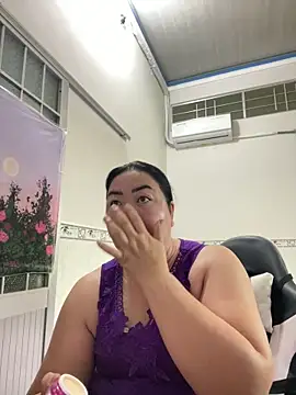 Snapshot of NDith chatting on 10-09-25, 11:25 NDith online show from 10-09-25, 11:25