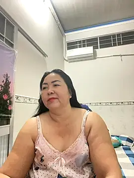 Snapshot of NDith chatting on 11-08-25, 07:45 NDith online show from 11-08-25, 07:45