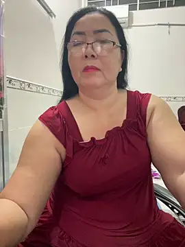 Snapshot of NDith chatting on 11-12-25, 02:28 NDith online show from 11-12-25, 02:28