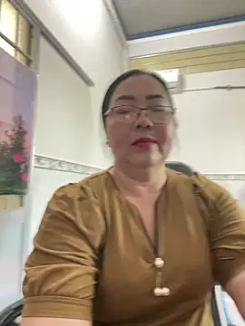 Snapshot of NDith chatting on 12-14-25, 08:52 NDith online show from 12-14-25, 08:52