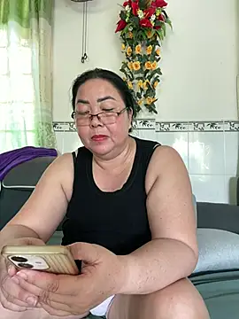 Snapshot of NDith chatting on 06-29-26, 01:01 NDith online show from 06-29-26, 01:01