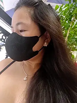 lyna bl online show from 09-11-25, 12:00