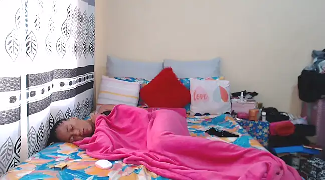 Kylie Hairy Bbc online show from 01-30-25, 08:01