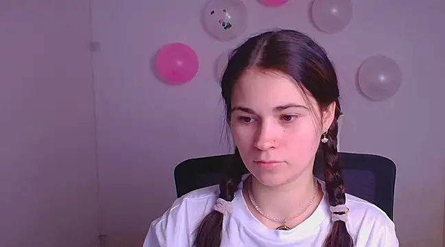 Loon Amore online show from 02-16-25, 08:00