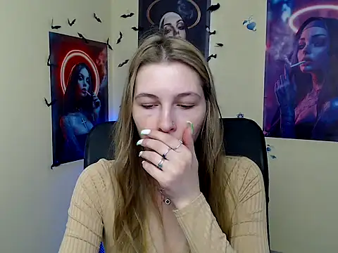 StrangerGi online show from 04-25-26, 06:05