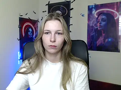 StrangerGi online show from 06-05-26, 06:20