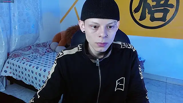 Matthew Boy  online show from 12-17-24, 07:07