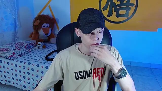 Matthew Boy  online show from 01-07-25, 05:54