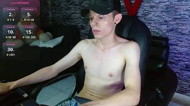 Matthew Boy  online show from 03-11-25, 09:15