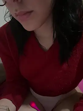 Snapshot of EvelisePetrovich chatting on 06-27-26, 11:10 EvelisePetrovich online show from 06-27-26, 11:10