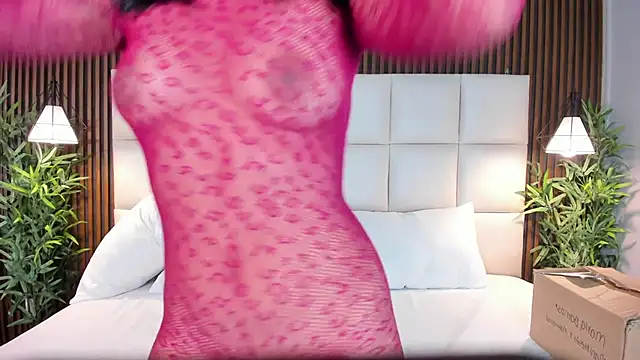 CailynBrowm online show from 11-30-25, 12:20