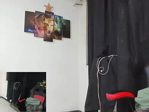 Snapshot of liiarosex chatting on 05-27-26, 04:09 liiarosex online show from 05-27-26, 04:09