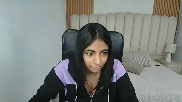 shaneelle online show from 04-09-26, 06:19