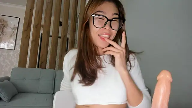 Yukisans online show from 10-01-25, 06:19