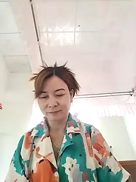 Sexy-ladyboobs20 online show from 12-28-24, 04:51