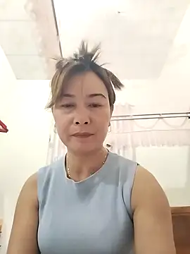 Sexy-ladyboobs20 online show from 01-01-25, 12:11