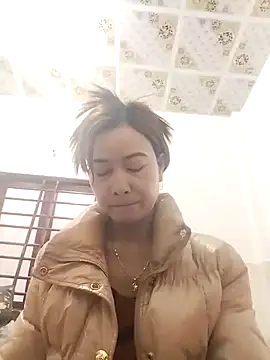 Sexy-ladyboobs20 online show from 03-19-25, 12:15