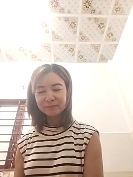 Sexy-ladyboobs20 online show from 09-12-25, 01:17