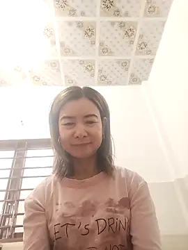 Sexy-ladyboobs20 online show from 09-30-25, 01:21