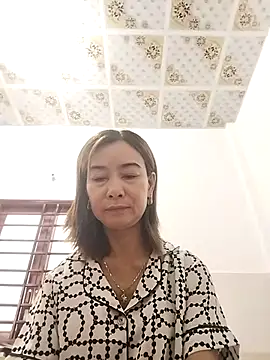 Sexy-ladyboobs20 online show from 10-01-25, 05:57