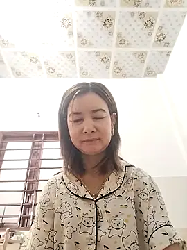 Sexy-ladyboobs20 online show from 10-17-25, 12:58