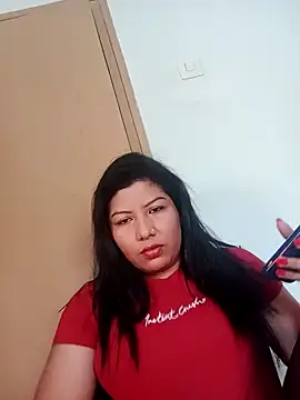 Snapshot of katymojadit chatting on 01-18-25, 03:49 katymojadit online show from 01-18-25, 03:49