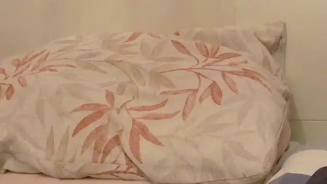 Snapshot of katymojadit chatting on 02-11-26, 02:44 katymojadit online show from 02-11-26, 02:44