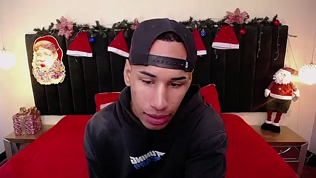 Snapshot of soft_attraction chatting on 12-03-25, 07:45 soft attraction online show from 12-03-25, 07:45