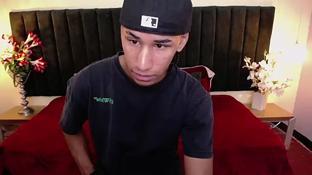 Snapshot of soft_attraction chatting on 02-10-26, 07:40 soft attraction online show from 02-10-26, 07:40