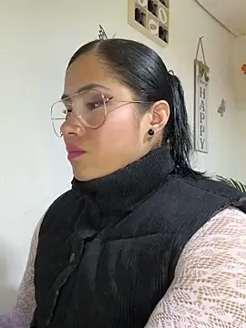 Snapshot of Sweet__Nurse1 chatting on 04-24-26, 09:28 Sweet Nurse1 online show from 04-24-26, 09:28