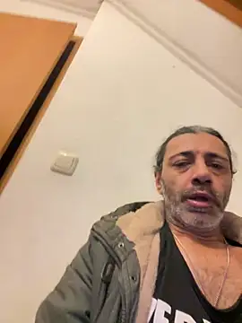 Snapshot of devran77 chatting on 01-16-26, 10:03 devran77 online show from 01-16-26, 10:03