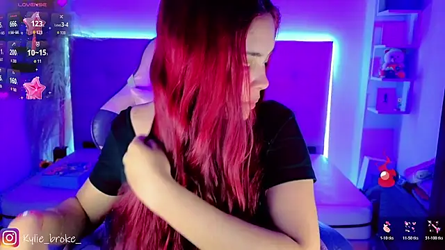 Kylie brokee online show from 04-06-26, 11:05