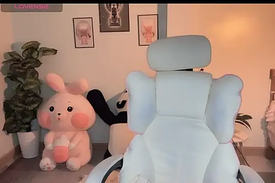  Aimy  online show from 09-30-25, 04:56