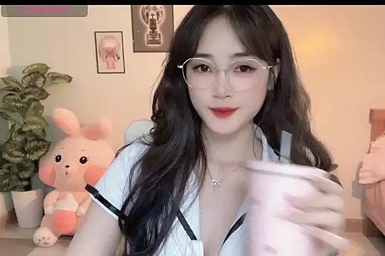  Aimy  online show from 10-12-25, 04:11