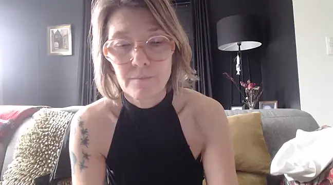 godinflower online show from 01-18-25, 01:29