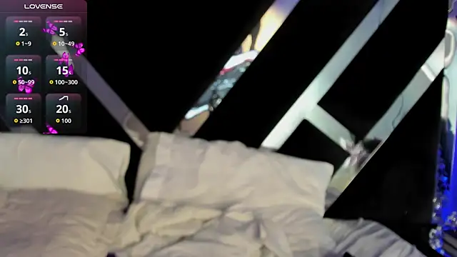 AmmyJones  online show from 11-12-25, 07:46