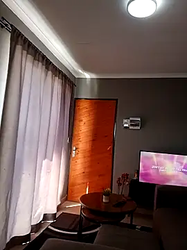 Sexylisa670 online show from 04-27-26, 11:52