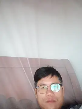 findagirlfriend online show from 12-15-25, 01:10