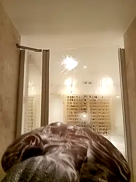 Snapshot of Papii97150 chatting on 10-27-25, 12:47 Papii97150 online show from 10-27-25, 12:47