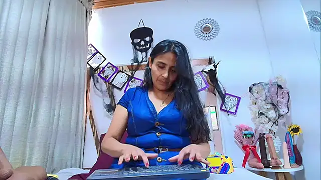  Marcela   online show from 11-05-25, 12:27