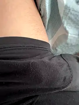 Snapshot of anndii24 chatting on 11-14-25, 12:37 anndii24 online show from 11-14-25, 12:37