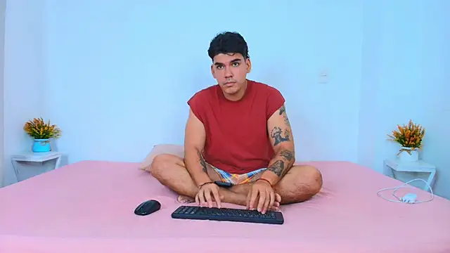 jade and jake  online show from 07-15-26, 04:29