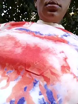 Snapshot of Broan_me chatting on 02-20-25, 08:28 Broan me online show from 02-20-25, 08:28