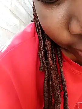 Snapshot of Broan_me chatting on 03-14-25, 07:48 Broan me online show from 03-14-25, 07:48