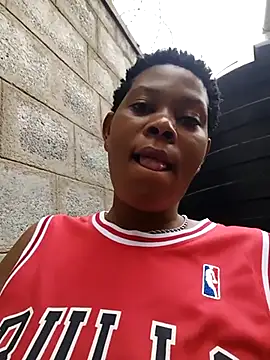 Snapshot of Broan_me chatting on 03-15-25, 08:15 Broan me online show from 03-15-25, 08:15