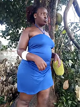 Snapshot of Broan_me chatting on 11-26-25, 05:41 Broan me online show from 11-26-25, 05:41