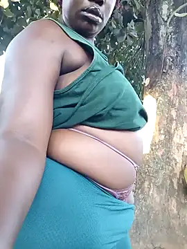 Snapshot of Broan_me chatting on 12-02-25, 04:29 Broan me online show from 12-02-25, 04:29